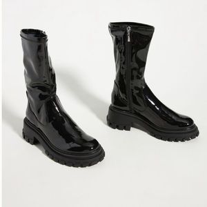 NEW Anthropologie X Schutz Kendy Lug Sole Patent Leather Boots Chunky Heel 7.5